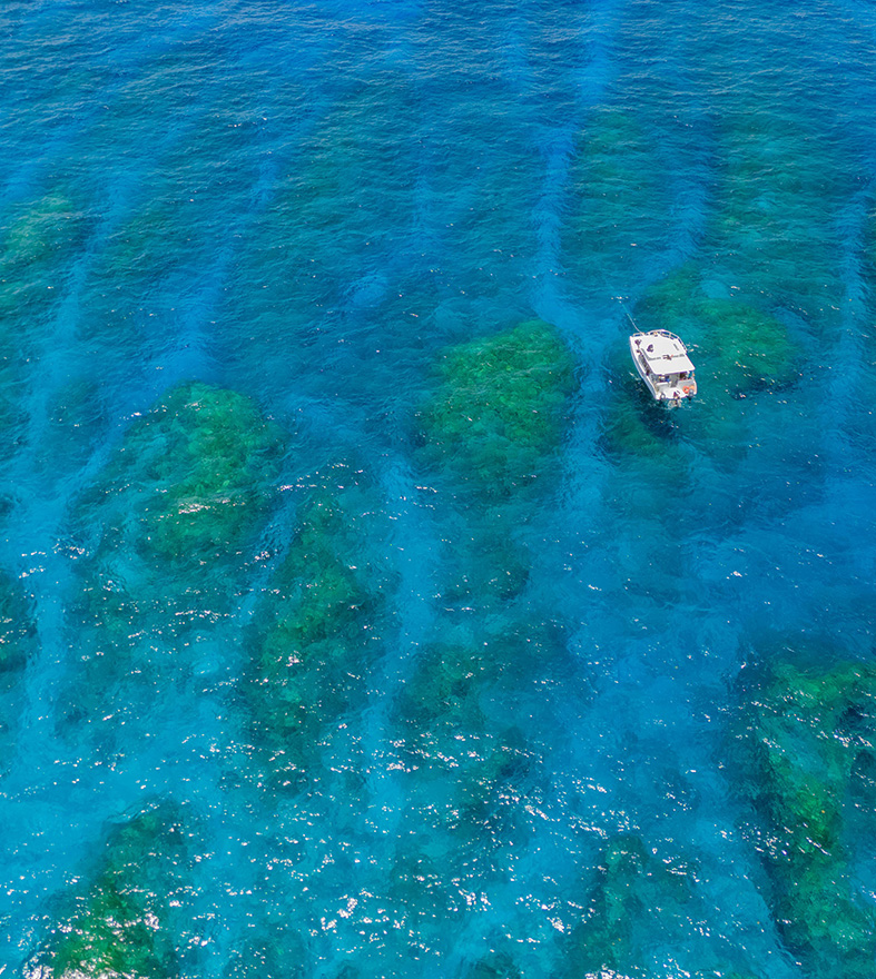 https://www.theshipwrecksurvey.com/wp-content/uploads/2025/08/Salt-Cay-Endymion-aerial-m.jpg
